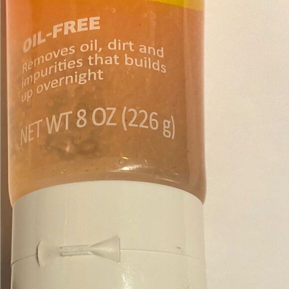 🎀Kissable Fresh start Facial cleanser with exfoliating Beads 8OZ(226g) 💥 - Picture 5 of 6